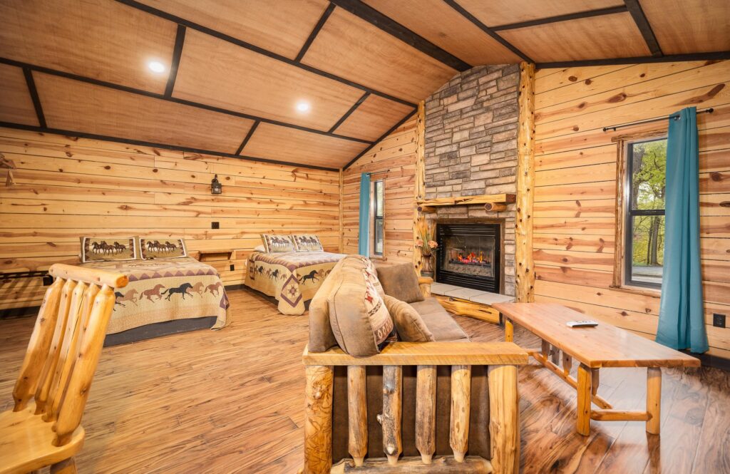 Hilltop Doubles living room
