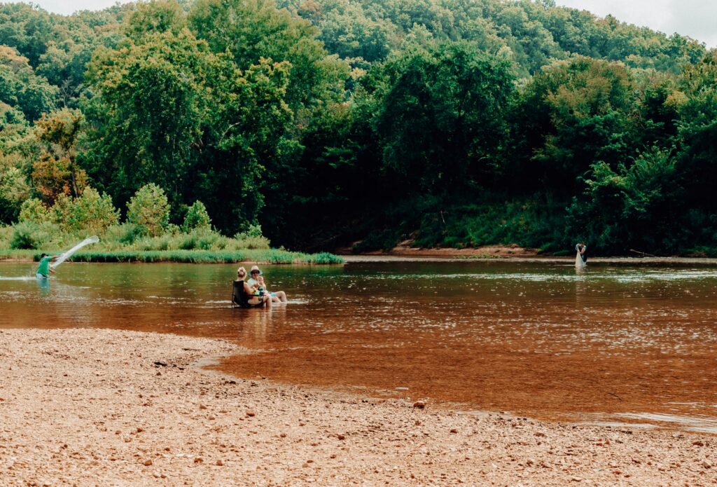 relax-river-vacation